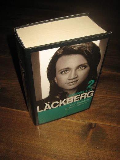 LACKEBERG, CAMILLA: PREDIKANTEN / STEINHUGGEREN. 2008.