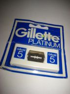 Pakke Gillette PLATINUM barberblad. 80 tallet.