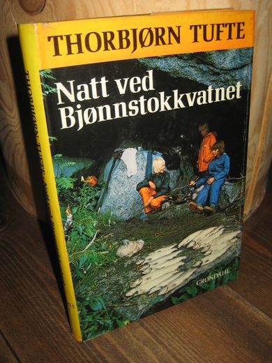 TUFTE: Natt ved Bjønnstokkvatnet. 1975.