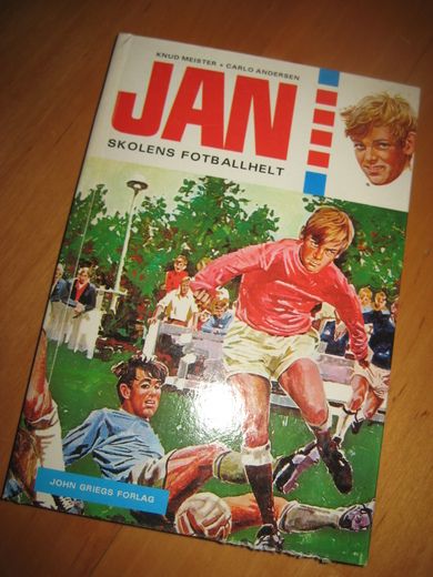 ANDERSEN: JAN. SKOLENS FOTBALLHELT. Bok nr 6, 1973.