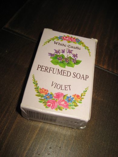 Eske med ubrukt innhold, White Castle, PERFUMED SOAP. 70-80 tallet.