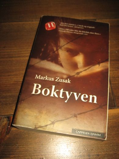 ZUSAK: Boktyven. 2009.