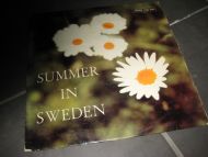 KJELLBERG: SUMMER IN SWEEDEN. Rosa på ball m. fl.