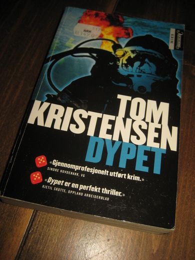 KRISTENSEN, TOM: DYPET. 2012.