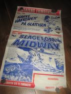 Filmplakat fra STATENS FILMSENTRAL,  HAKKE HAKKESPETT PÅ GLATTISEN, SLAGET OM MIDWAY. 